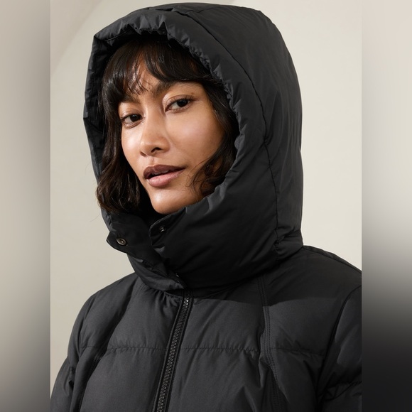 Athleta Downtown Puffer Parka // Black - Picture 4 of 15